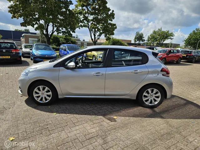 Peugeot 208 1.2 PureTech Active 2016 Benzine 4