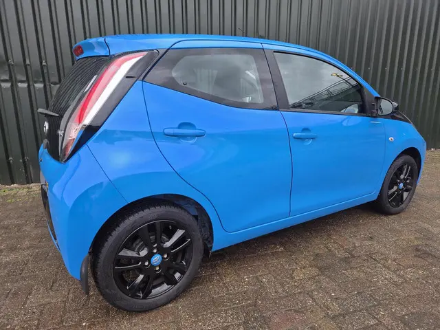 Toyota Aygo 1.0 VVT-i X-cite SPORT 2016 Benzine 7