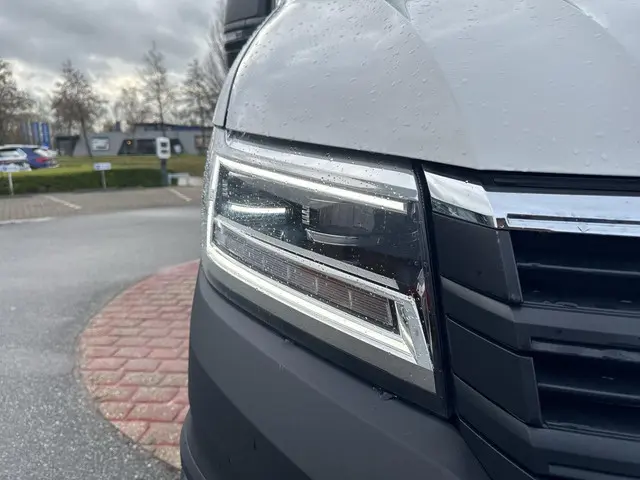 Volkswagen Crafter 35 2.0 TDI L5H3 2024 Diesel 23
