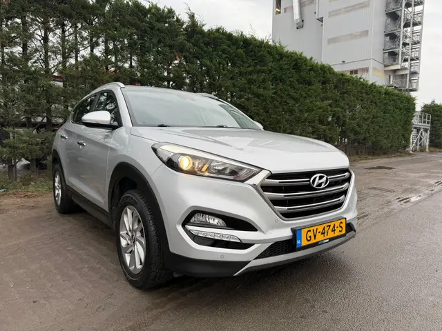 Hyundai Tucson 1.6 GDi Comfort 2015 Benzine 3