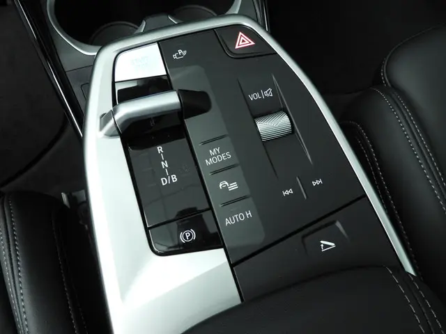 BMW iX1 eDrive20 2025 Elektrisch 16