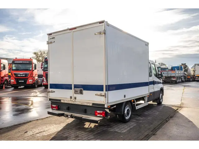 Iveco Daily 35C150-DOKA 2016 Diesel 3