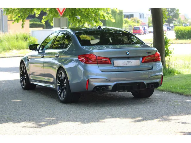 BMW M5 5-serie 2018 Benzine 8