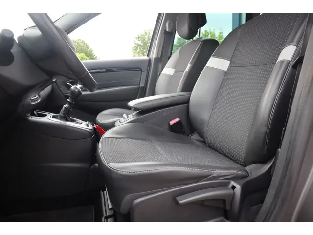 Renault Scénic 1.5 dCi Collection 2013 Diesel 4