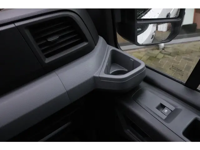 Renault Master T35 2.0 dCi 130 L2H2 Start 2024 Diesel 22