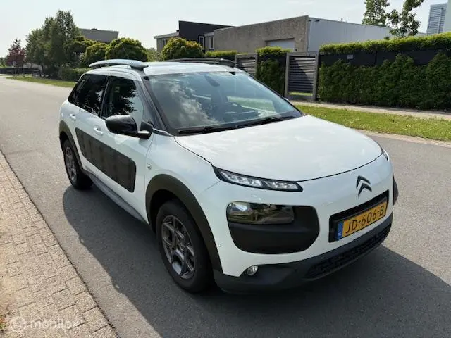 Citroën C4 Cactus 1.2 PureTech Business Plus 2016 Benzine 3