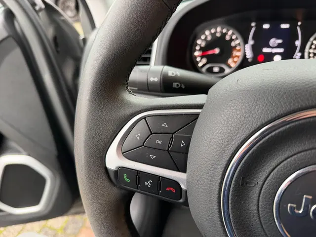 Jeep Renegade 1.0T Longitude 2020 Benzine 30