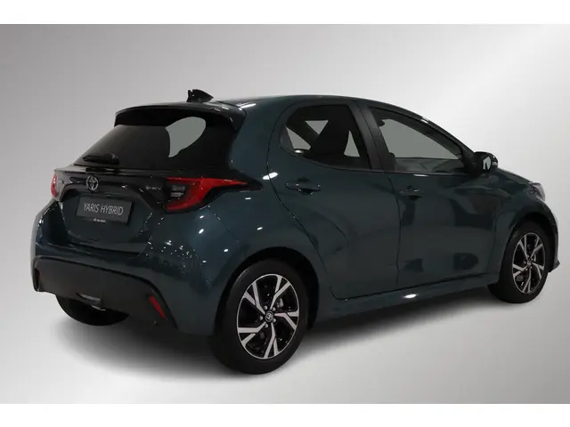 Toyota Yaris 1.5 Hybrid 115 Dynamic, 2025 Hybride Benzine 2