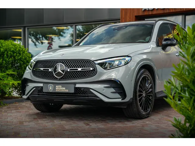Mercedes-Benz GLC 220d 4MATIC AMG Line 2024 Diesel 13
