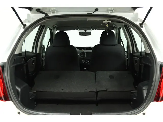 Toyota Yaris 1.0 VVT-i Comfort 2015 Benzine 26