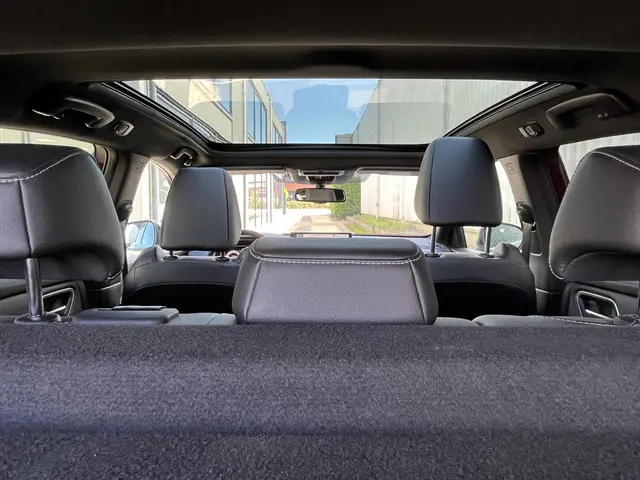 Nissan QASHQAI 1.3 MHEV Tekna 2023 Benzine 32