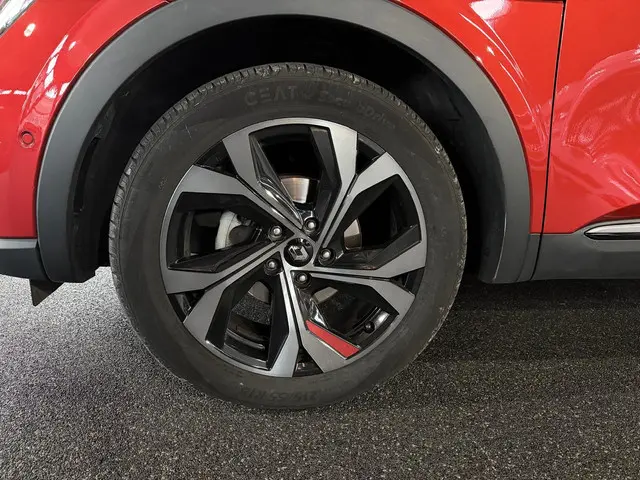 Renault Arkana 1.3 TCe 140 Rs-Line 2022 Benzine 24