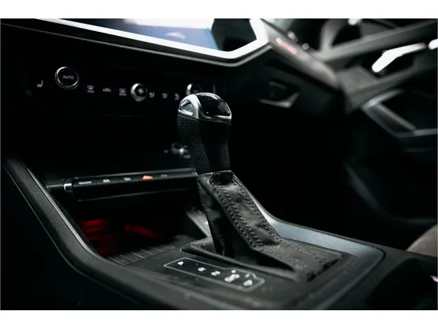 Audi RSQ3 TFSI 2022 Benzine 26