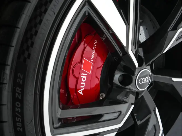 Audi RS6 Avant TFSI Quattro ! FULL-OPTIONS ! 2020 Benzine 44