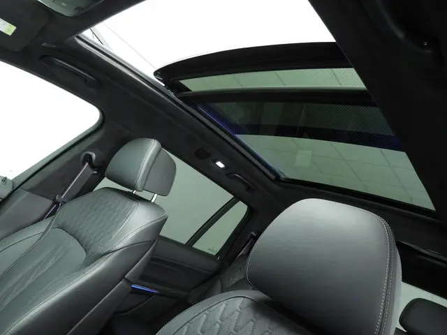 BMW X7 xDrive40i 2023 Benzine 18
