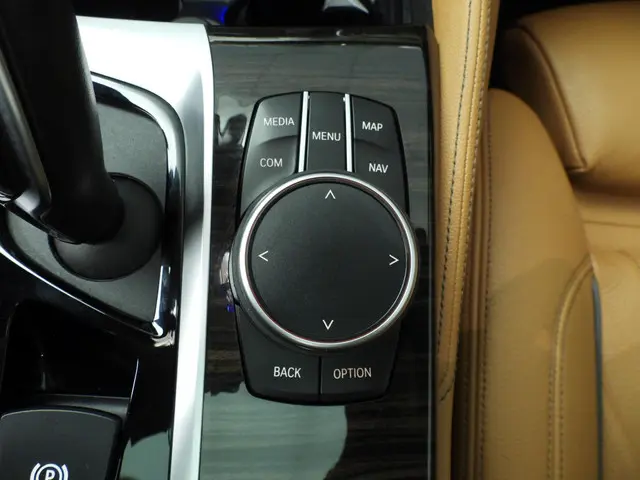 BMW 5 Serie Sedan 540i 2020 Benzine 30