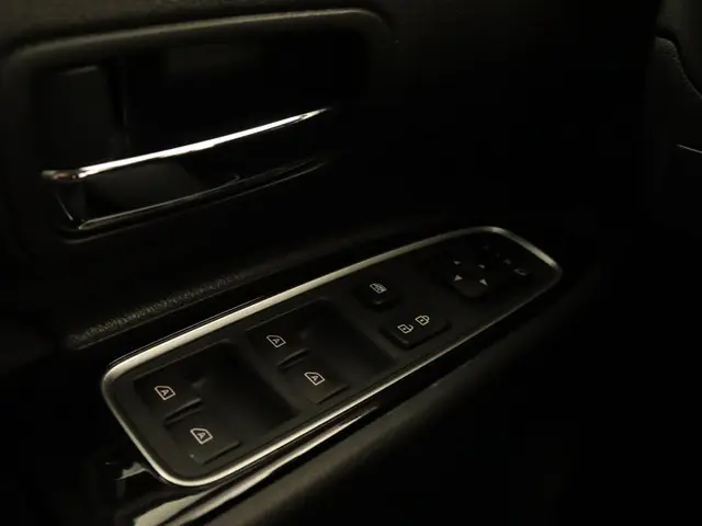 Mitsubishi Outlander 2.4 PHEV Pure 2021 Hybride Benzine 20