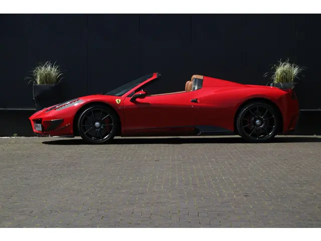 Ferrari 458 4.5 V8 Spider Mansory 2014 Benzine 48