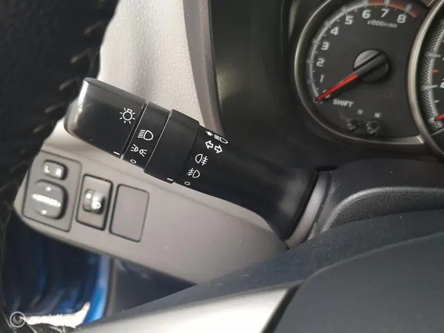 Toyota Yaris 1.3 VVT-i Aspiration 2014 Benzine 12