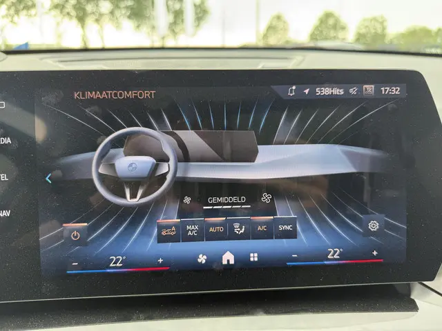 BMW iX1 eDrive20 67 kWh 2024 Elektrisch 32