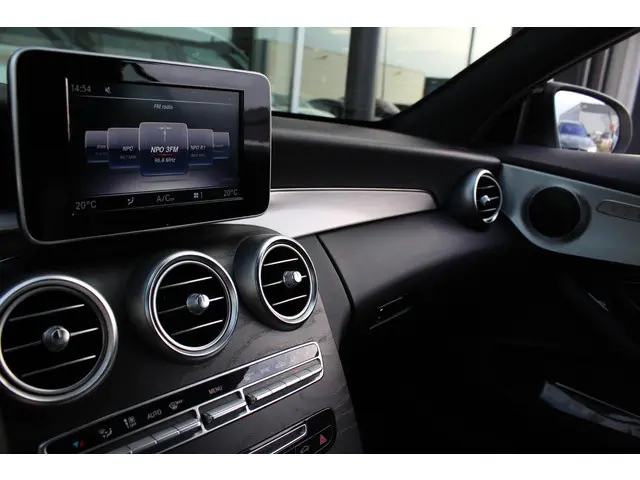 Mercedes-Benz C-Klasse Cabrio 180 Premium 2018 Benzine 17