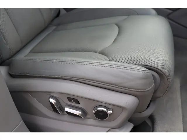 Audi Q7 3.0T Quattro 2017 Benzine 50
