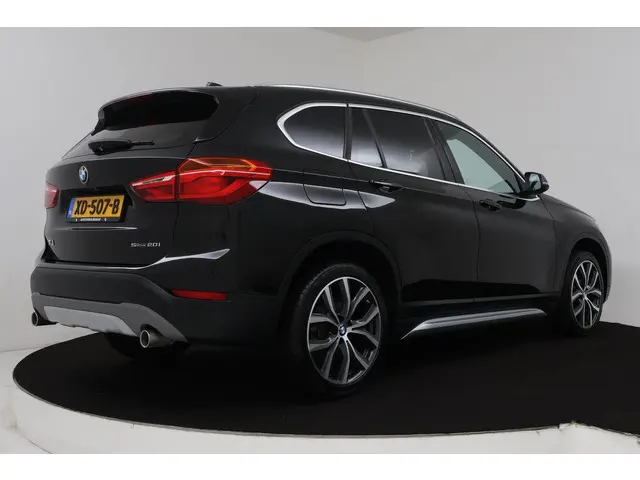 BMW X1 SDrive20i Orange Edition II 2018 Benzine 13