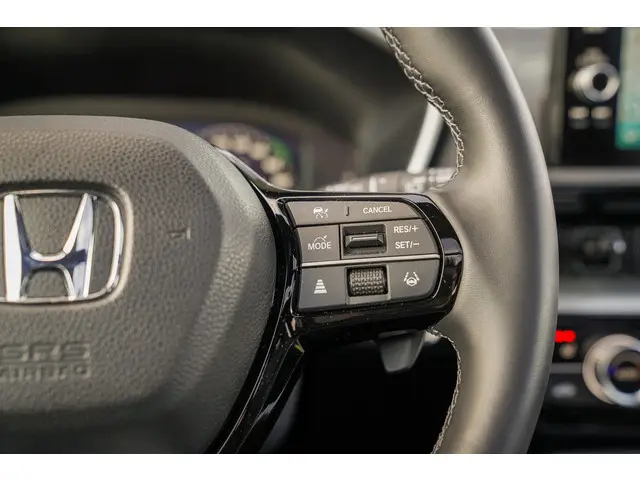 Honda CR-V 2.0i e:PHEV ADVANCE TECH 2025 Hybride Benzine 15