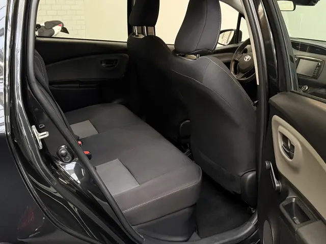 Toyota Yaris 1.5 Hybrid Aspiration 2018 Hybride Benzine 30