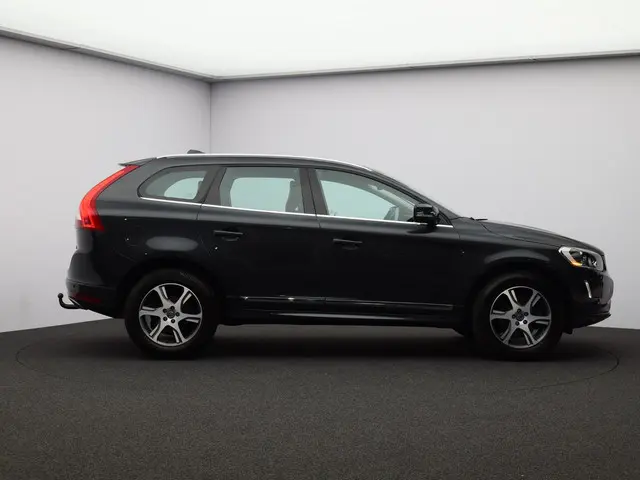 Volvo XC60 2.0 T5 FWD Summum 2014 Benzine 7