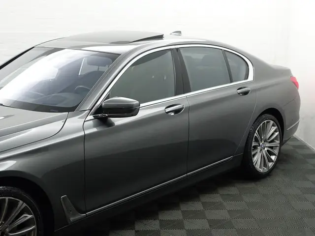 BMW 7 Serie 730d xDrive M Individual Aut- 2017 Diesel 39