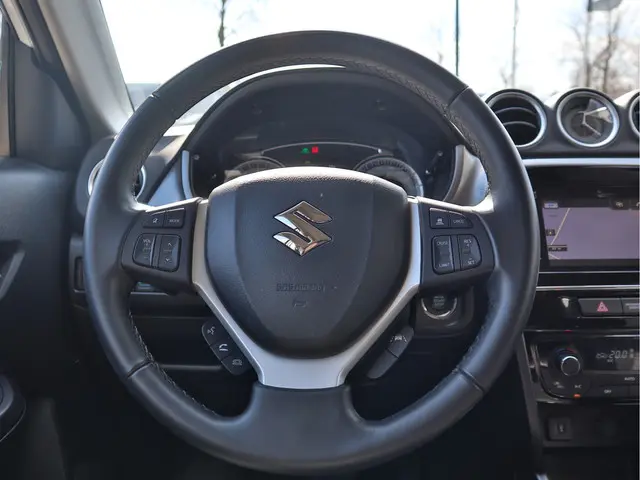 Suzuki Vitara 1.5 Hybrid Select 2023 Hybride Benzine 11