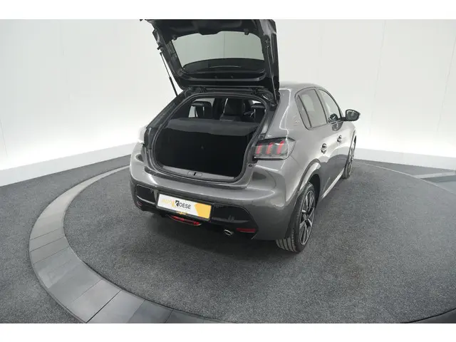 Peugeot 208 PureTech 100 GT 2023 Benzine 58