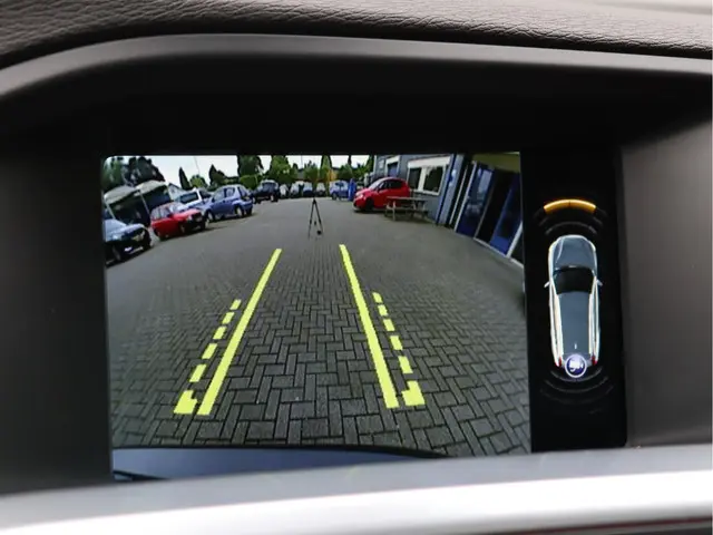 Volvo V60 2.4 D6 AWD Plug-In Hybrid 2015 Hybride Diesel 56