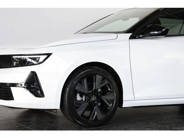 Opel Astra Electric 54 kWh GS 2025 Elektrisch 19