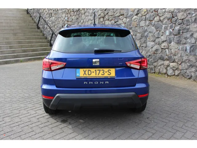 SEAT Arona 1.0 TSI Style Business Intense 2018 Benzine 4