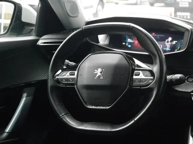 Peugeot e-2008 EV Allure 50 kWh 2020 Elektrisch 13
