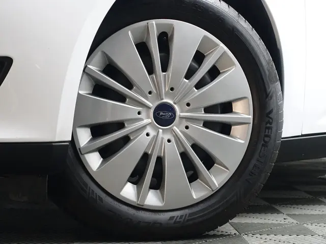 Ford Focus 1.0 Trend- 2018 Benzine 20