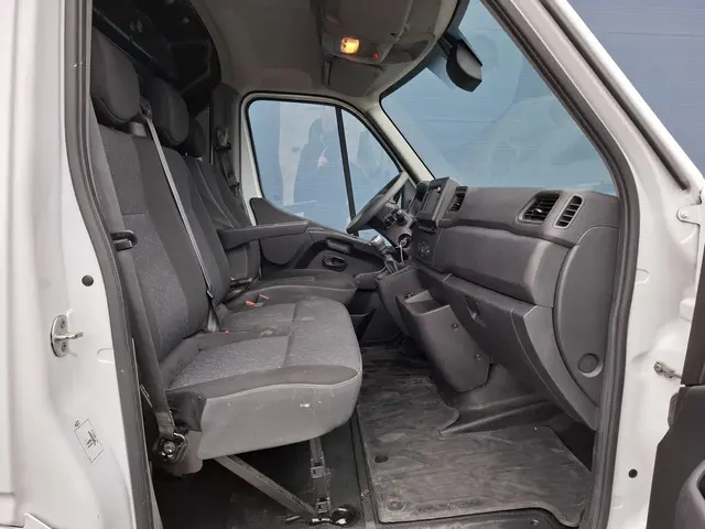 Opel Movano 2.3 Turbo L2H2 DC 2022 Diesel 28