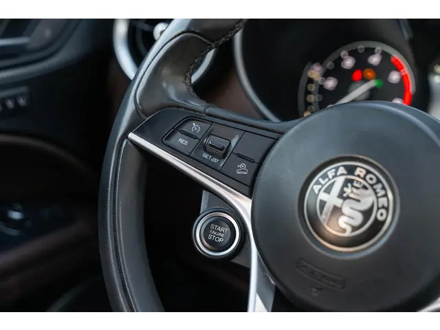 Alfa Romeo Stelvio 2.2d Super 2018 Diesel 33