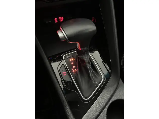 Kia Niro 1.6 GDi Hybrid DynamicLine 2018 Hybride Benzine 28