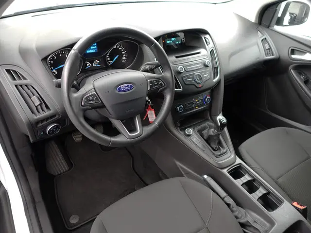 Ford Focus 1.0 Trend- 2018 Benzine 2