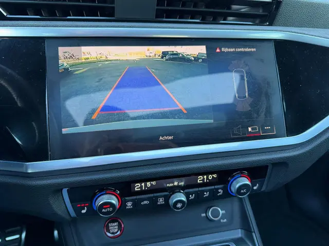 Audi RSQ3 Sportback RS Panorama Full spec 2023 Benzine 23