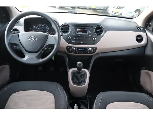 Hyundai i10 2