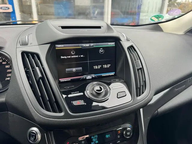 Ford Kuga 1.5 Ecoboost Titanium 2016 Benzine 6