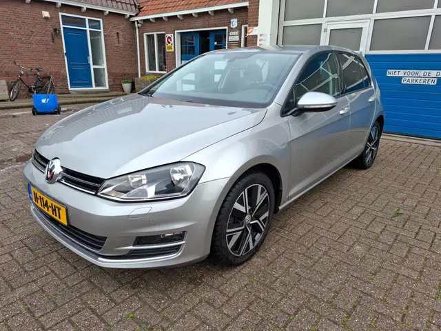 Volkswagen Golf 2