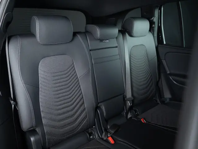 Mercedes-Benz EQB 250+ Limited Edition 2024 Elektrisch 35