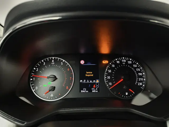 Renault Clio 1.0 TCe 90 Evolution 2023 Benzine 24