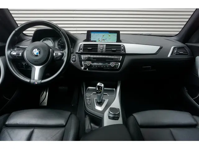 BMW 1 Serie 118i 2019 Benzine 9
