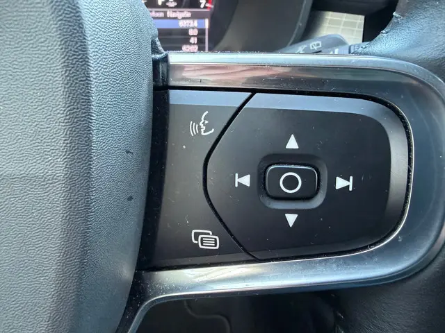 Volvo XC40 1.5 T3 Momentum Pro 2019 Benzine 28